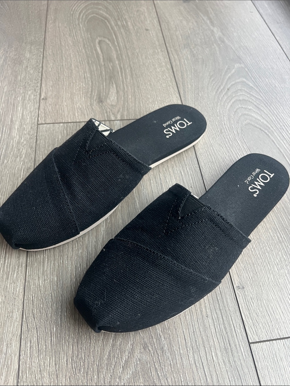 Toms Black Women's Slip-On Canvas Flats